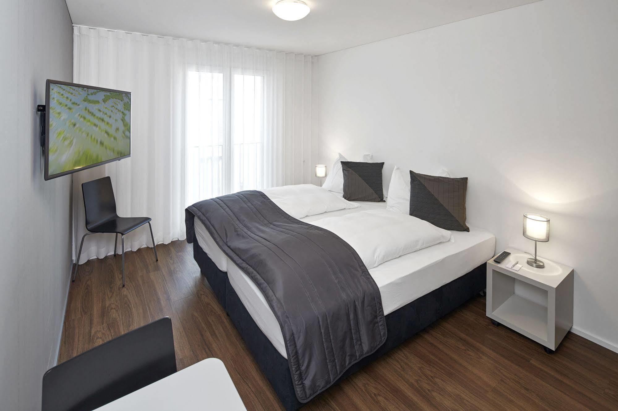 Aparthotel Baden Eksteriør billede