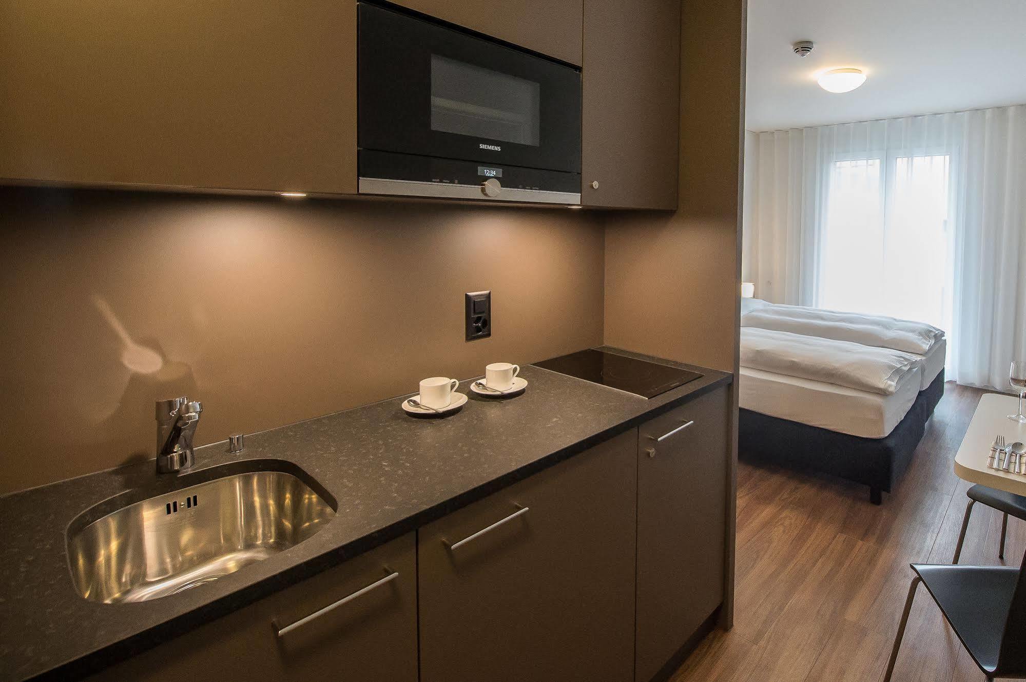 Aparthotel Baden Eksteriør billede